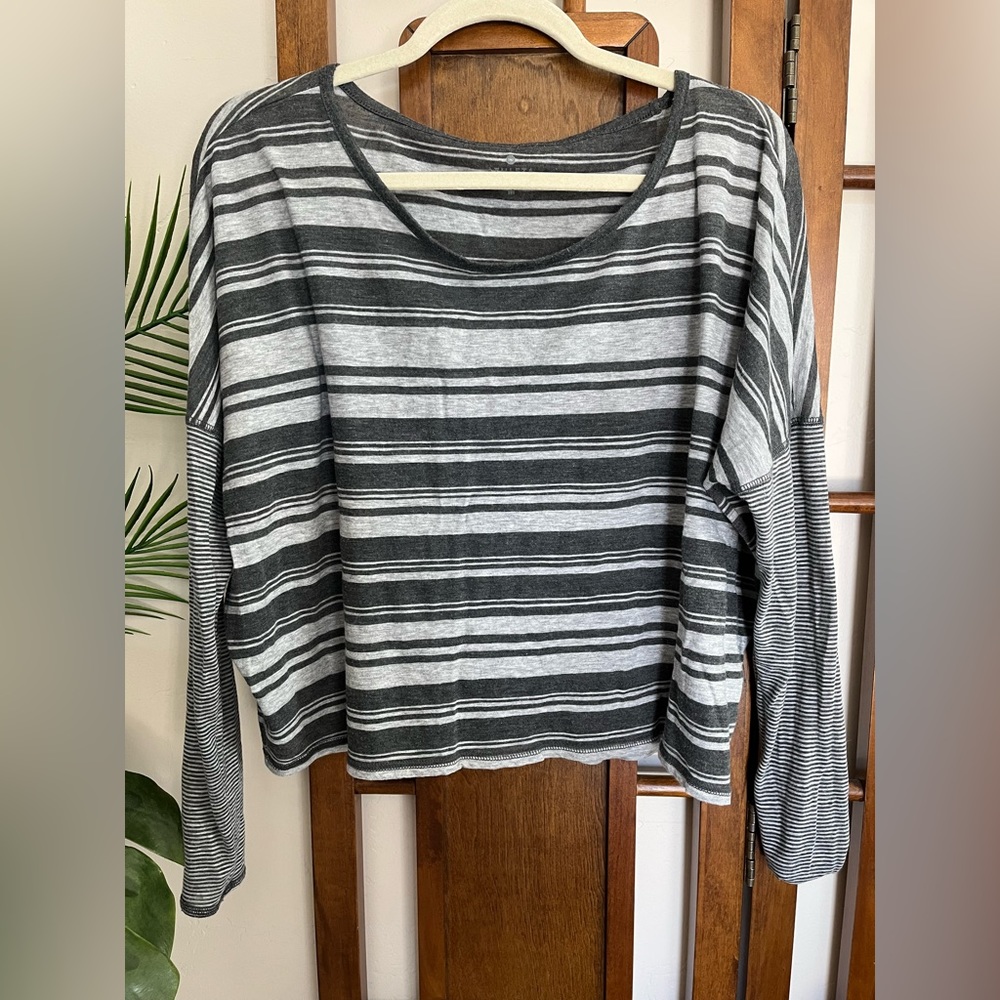 Athleta Serenity striped dolman long sleeve tee